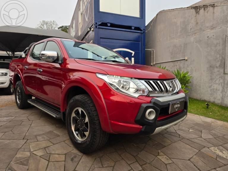 MITSUBISHI - L200 TRITON 2.4 16V TURBO DIESEL SPORT HPE TOP CD 4P 4X4 AUTOMÁTICO - 2018/2018 - VERMELHA - R$ 149.900,00