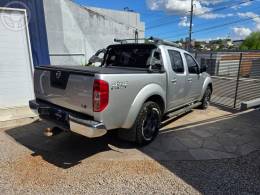 NISSAN - FRONTIER 2.5 LE 4X4 CD TURBO ELETRONIC DIESEL 4P AUTOMÁTICO - 2013/2013 - CINZA - R$ 89.900,00