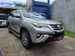 TOYOTA - HILUX SW4 2.8 SRX 4X4 16V TURBO INTERCOOLER DIESEL 4P AUTOMÁTICO - 2016/2016 - PRATA - R$ 199.000,00