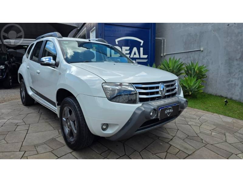 RENAULT - DUSTER 2.0 DYNAMIQUE 4X2 16V FLEX 4P AUTOMÁTICO - 2014/2014 - BRANCA - R$ 56.900,00