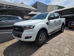 FORD - RANGER 2.2 XLS 4X4 CD 16V DIESEL 4P AUTOMÁTICO - 2018/2018 - BRANCA - R$ 129.900,00