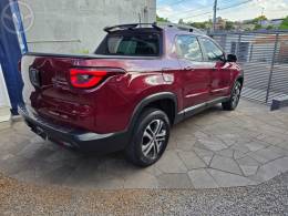 FIAT - TORO 2.4 16V FREEDOM ROAD TIGERSHARK FLEX 4P AUTOMÁTICO - 2018/2018 - BORDO - R$ 89.900,00