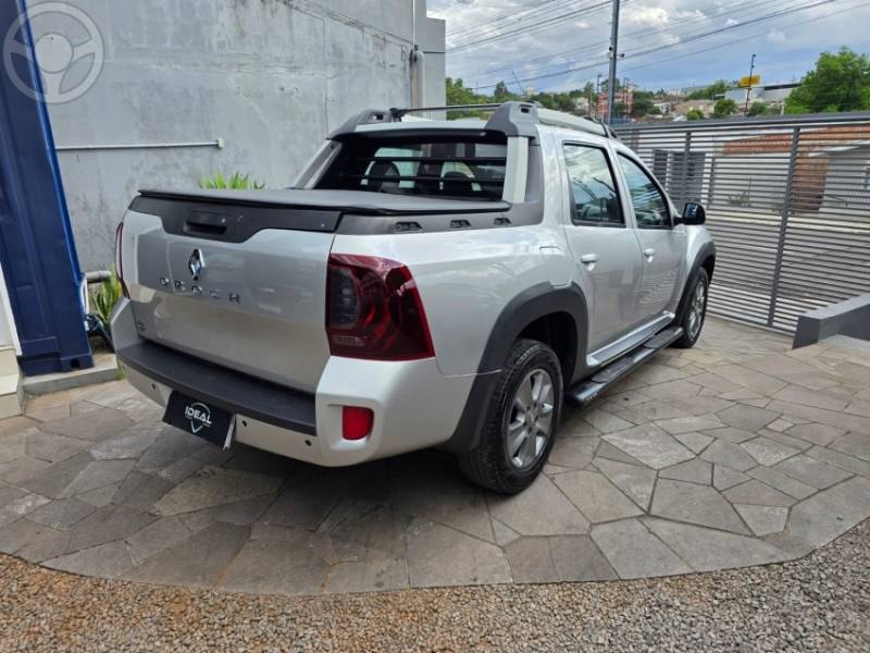 RENAULT - DUSTER OROCH 2.0 16V FLEX DYNAMIQUE AT 4P AUTOMÁTICO - 2020/2020 - PRATA - R$ 83.900,00