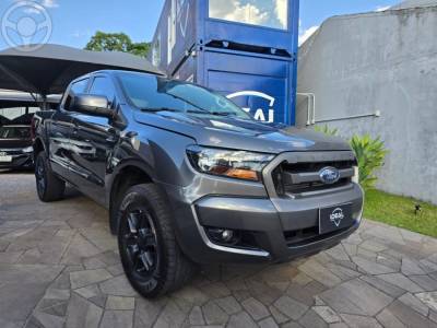 FORD - RANGER 2.2 XLS 4X4 CD 16V DIESEL 4P AUTOMÁTICO - 2021/2021 - CINZA - R$ 159.900,00