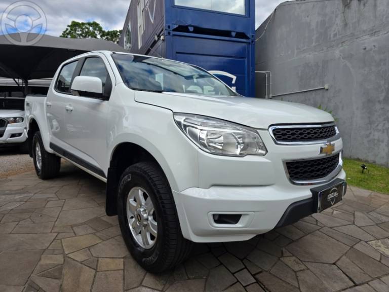 CHEVROLET - S10 2.8 LT 4X4 CD 16V TURBO DIESEL 4P AUTOMÁTICO - 2015/2015 - BRANCA - R$ 119.900,00