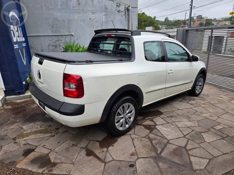 VOLKSWAGEN - SAVEIRO 1.6 MI HIGHLINE CD 8V FLEX 2P MANUAL - 2016/2016 - BRANCA - R$ 65.900,00